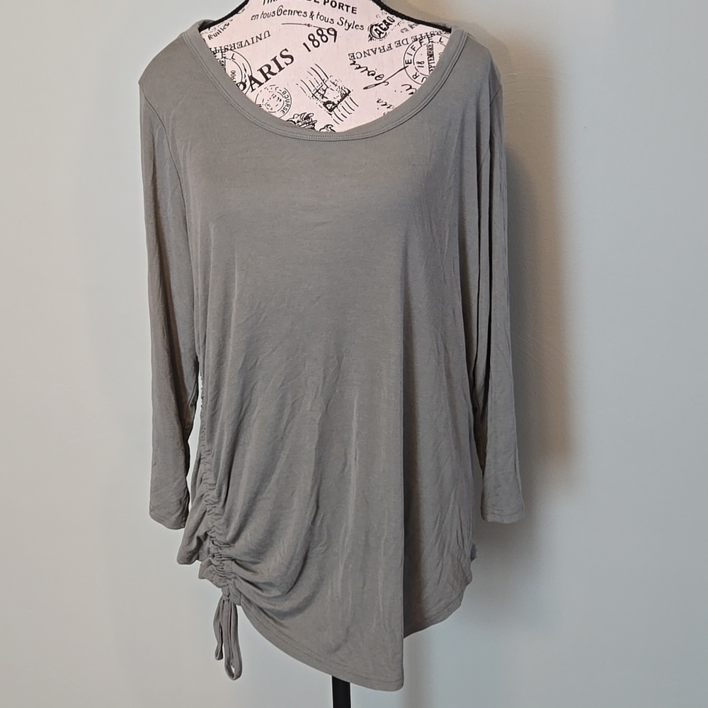 Army Green 3/4 Length Top